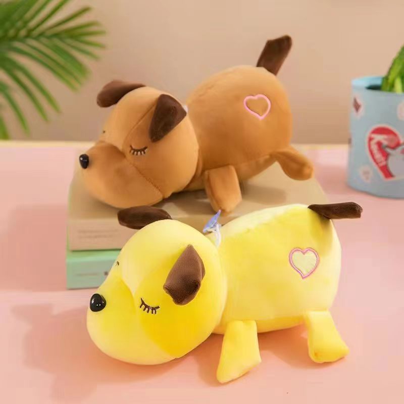 Lying down squinting dog-random color-22cm