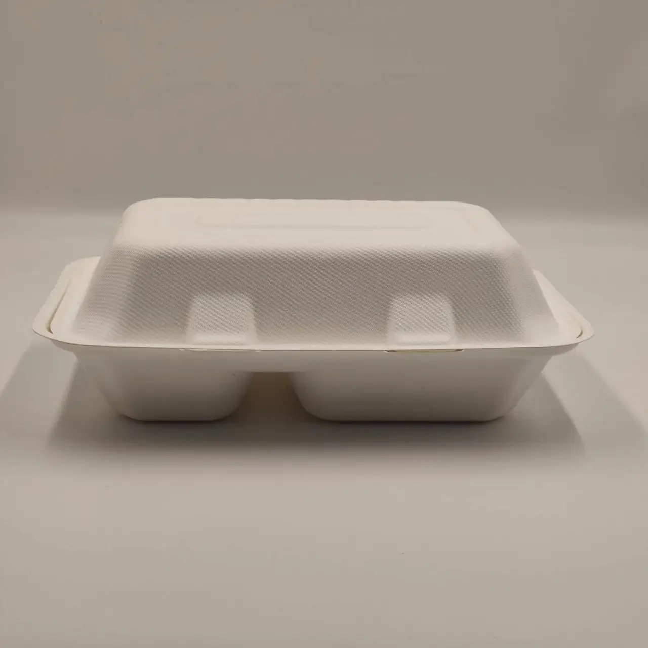 Kotak makan siang plastik sekali pakai ramah lingkungan, wadah makanan berkelanjutan dengan tutup untuk solusi Promosi kemasan makanan