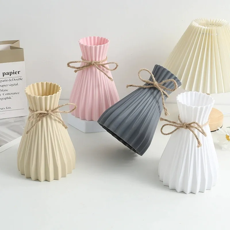 Ornement minimaliste moderne créatif de mariage européen Vases en plastique ondulé en origami