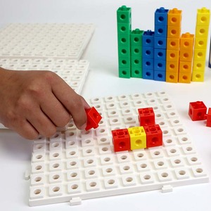 Gốc Nhựa Lồng Vào Nhau Xây Dựng Đơn Vị Đếm Khối Đồ Chơi Giáo Dục Vật Liệu Cm Khối Với Tấm Cho Trẻ Em - Product Image 2