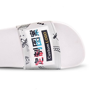 Pantofole con LOGO personalizzato MOQ basso di fabbrica sandali con motivo creativo tendenza scivoli da bagno per la casa - Product Image 4