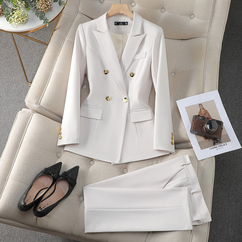 white(jacket+pants)