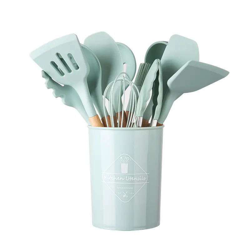 Vente en gros d'ustensiles de cuisine en Silicone avec poignée en bois Kit d'outils en Silicone résistant à la chaleur lavable au lave-vaisselle Promotion