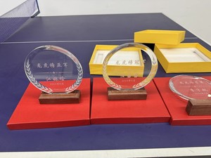 Customized Creative Wood and Crystal Glass Combination Trophies Annual Conference Outstanding Employee and Faculty/Staff <strong>Awards</strong> - Product Image 6