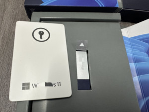 WIN 11 Pro USB เปิดใช้งานหลายภาษาผ่านออนไลน์ทั่วโลกจัดส่งเร็วกล่อง Win 11 Pro FPP - Product Image 3