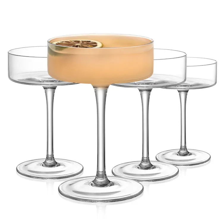 बार एक्सेसरीज सजावट के लिए अद्वितीय कस्टम थोक विंटेज शराब ग्लास ने रचनात्मक कॉकटेल का सामना मार्टिनी चश्मा उड़ा दिया