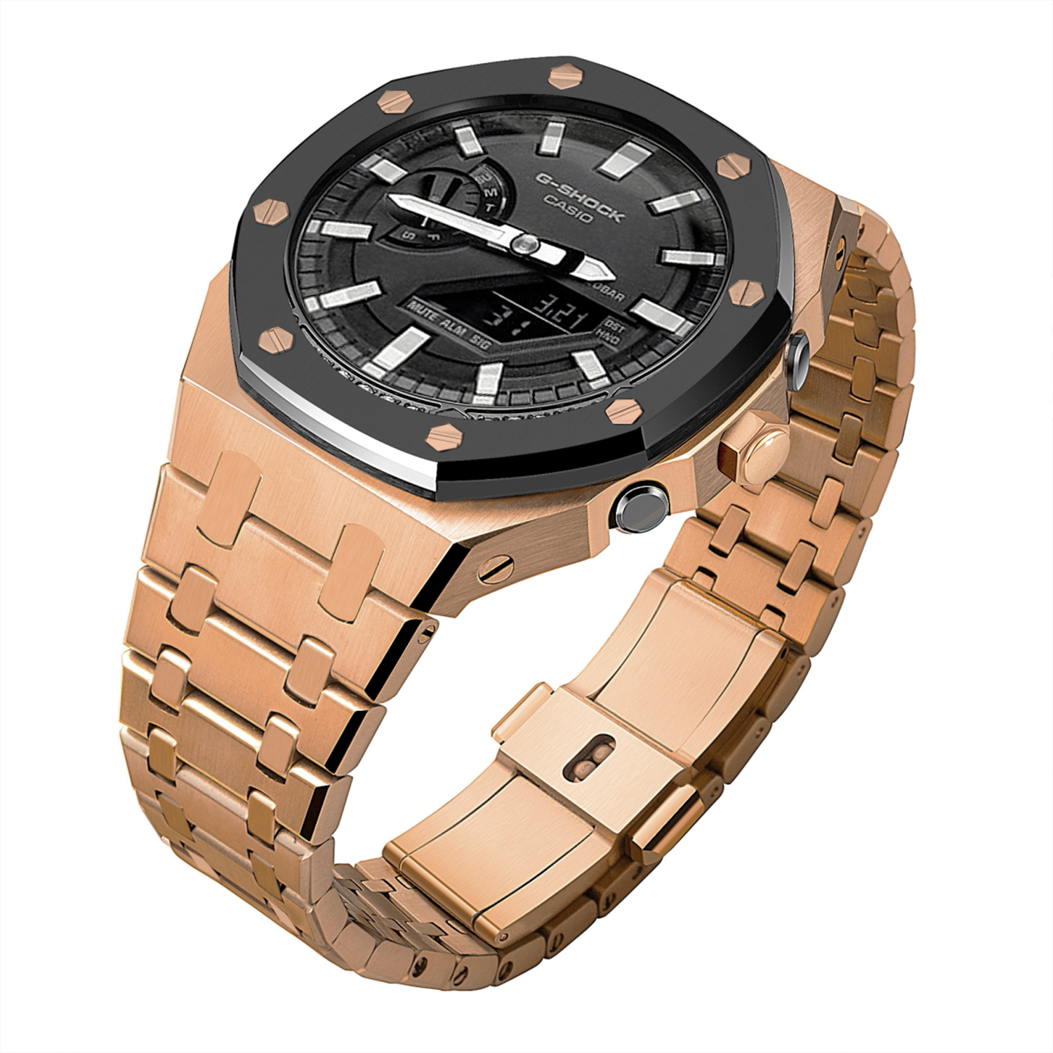 Boîtier noir avec bracelet en acier doré