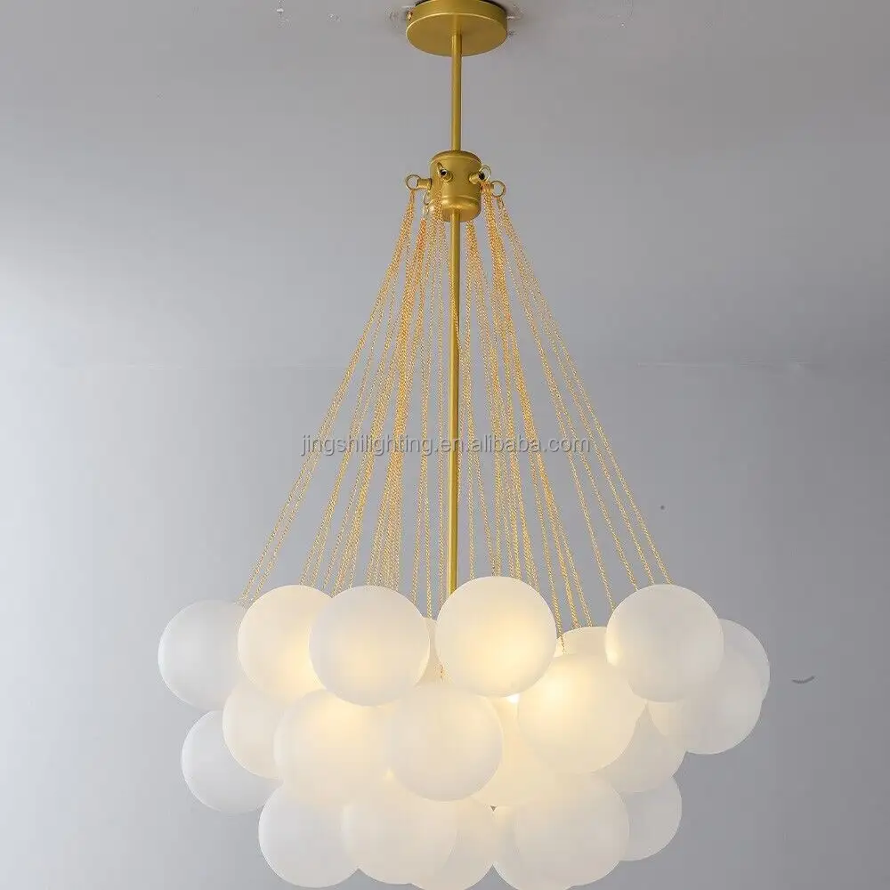 뜨거운 판매 현대 디자인 금속 산업 젖빛 유리 공 전등갓 샹들리에 가정 장식 방 LED 구름 빛