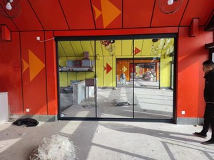 Ngoài trời điện cơ giới con lăn rèm không thấm nước Zip theo dõi Patio rèm cửa cho ban công Windproof bóng râm được xây dựng trong cài đặt - Product Image 2