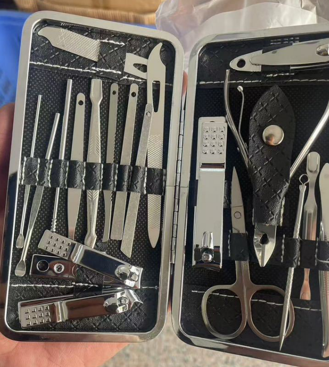 Ensemble noir 19 pièces