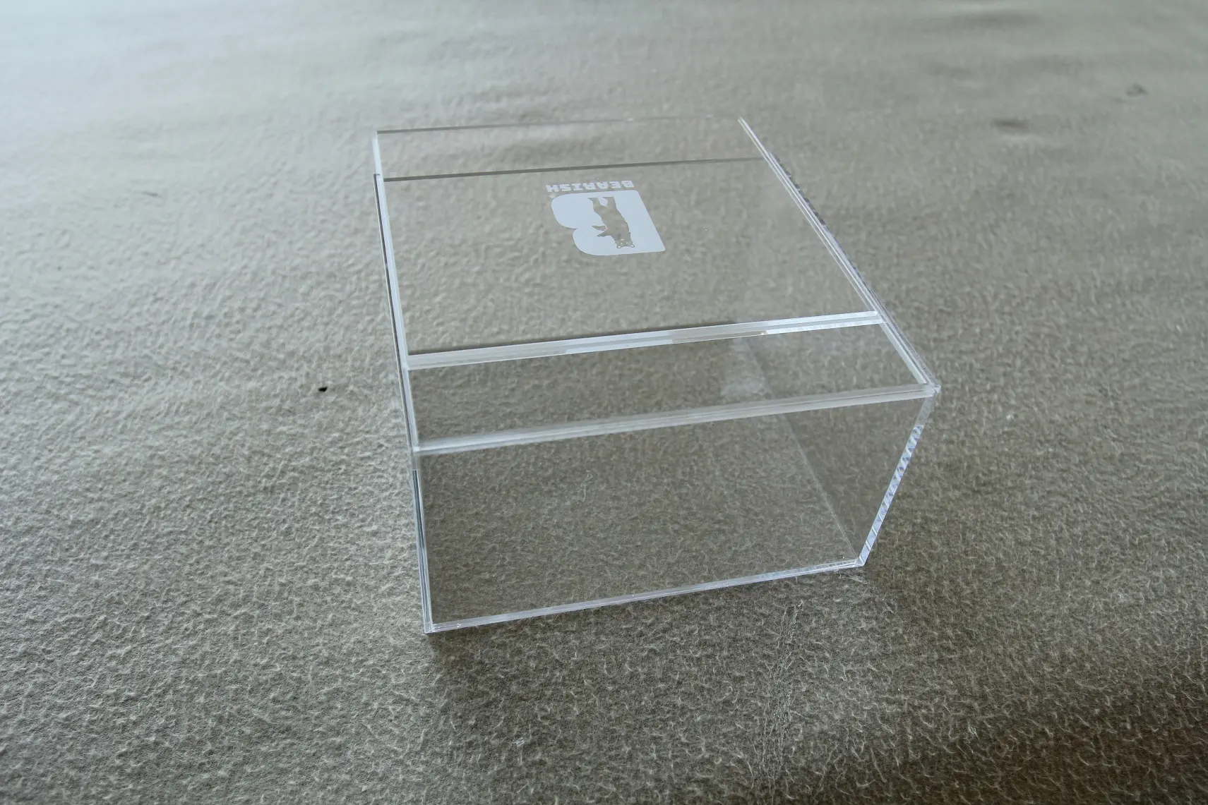 Sürgülü kapaklı özel pleksiglas şeffaf şeffaf akrilik kutu