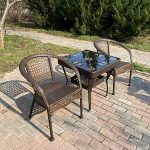 户外家具露台套装可堆叠聚氯乙烯材料柳条编织餐椅塑料藤椅 - Product Image 3