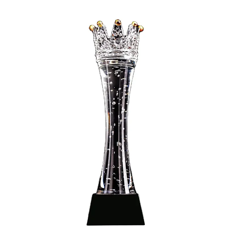 Hot Sale Olahraga Juara K9 Kaca Penghargaan Elegan Transparan Kristal Piala Kristal Mahkota Piala Bisnis Peringatan