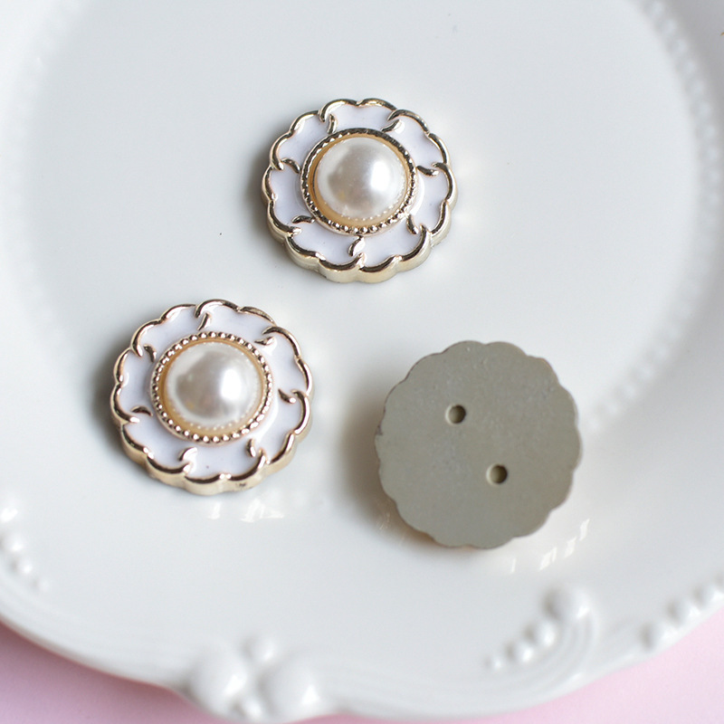White lacework 2.5