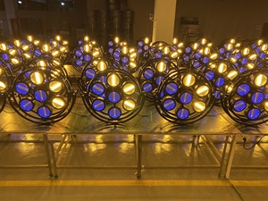 Retro 7 adet 60w Retro <span class=keywords><strong>LED</strong></span> stroboskop ışığı Blinder COB RGB ses disko sahne <span class=keywords><strong>LED</strong></span> stroboskop ışığı