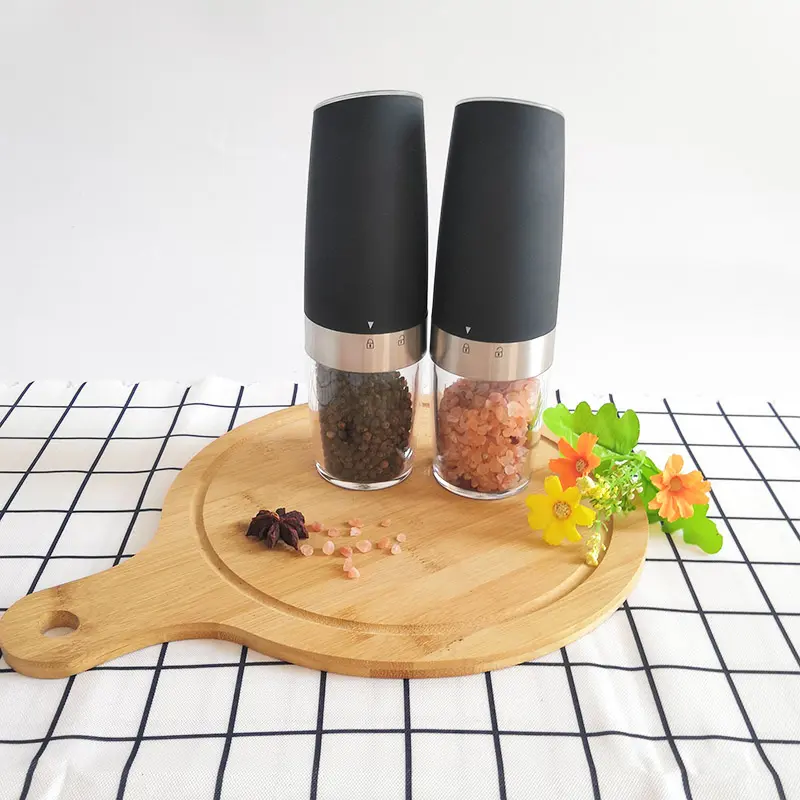 Low MOQ Fashionable Plastic gravity electric salt and pepper grinder set With Blue LED Light