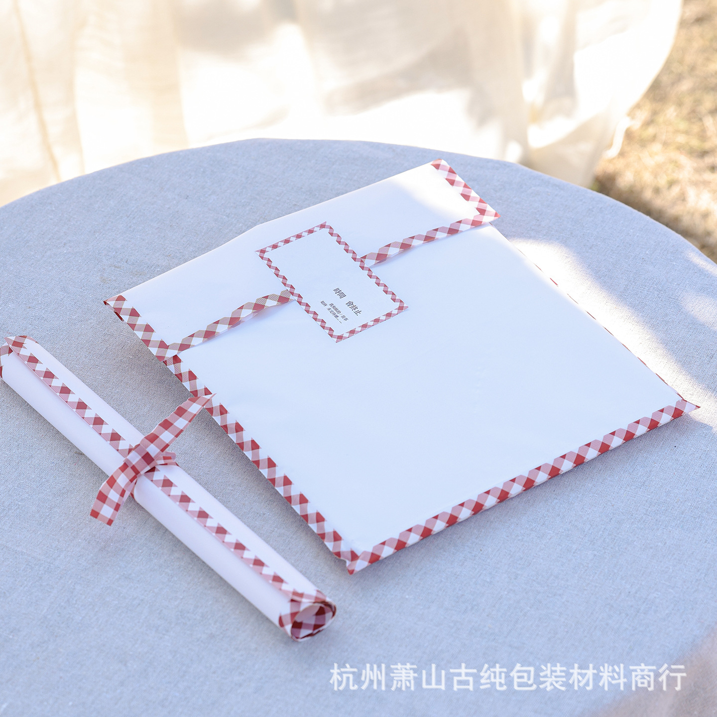 Sac d'emballage intérieur-rouge et blanc-40x60cm