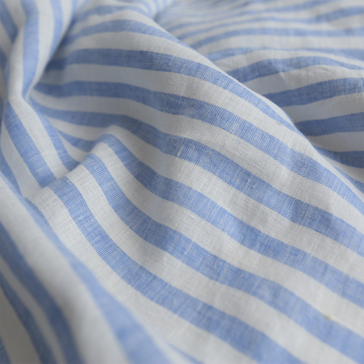 Rayures bleues et blanches de 1 cm