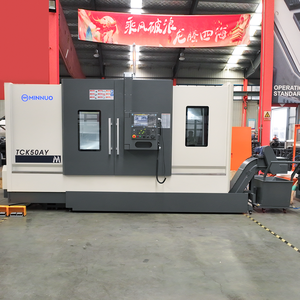 Torno de trabajo de metal con sistema Faunc Función de alimentación de precisión Máquina de torno CNC TCK50Y de alta velocidad - Product Image 4