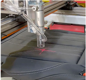 自動車用インテリアレザーパンチングと穿孔プログラミングCNCミシンファブリック用カーシートカバー - Product Image 2