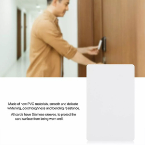 Suministros de fábrica de tarjetas Tarjetas inteligentes de PVC de tamaño CR80 con Chip RFID de 1K 13,56 MHz Interfaz NFC a prueba de agua Mini etiqueta Aplicaciones de hotel - Product Image 5