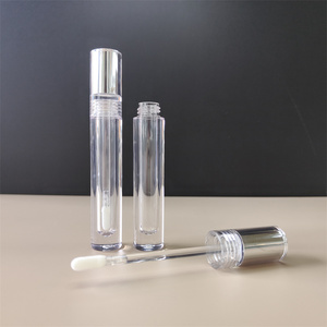 Lucidalabbra di forma rotonda da 4.6ml con tubo per lucidalabbra con punta a pennello per tubo contenitore per lucidalabbra vuoto all'ingrosso cosmetico - Product Image 4