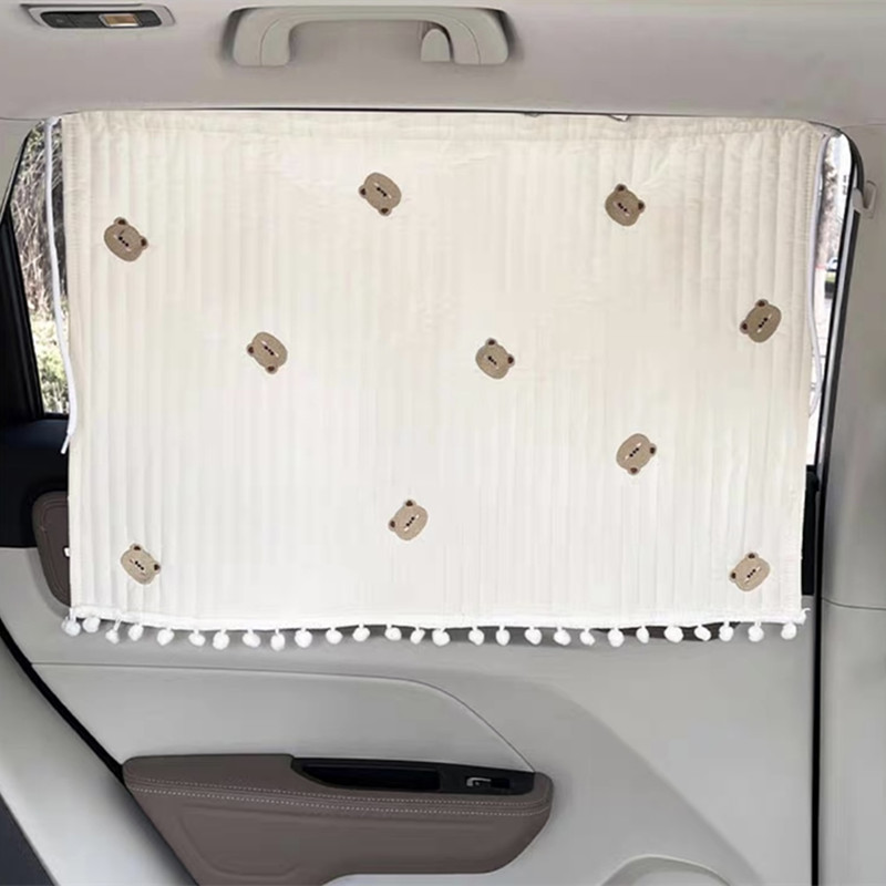 Cortinas acolchadas con pompones bordados y diseño de oso nube