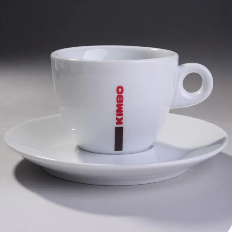 Tasse et soucoupe en céramique en porcelaine de couleur blanche pour expresso cappuccino latte et thé