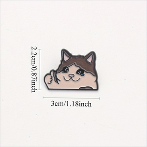 प्यारा कार्टून महिलाओं के लिए बिल्ली का शोरबा, दुखी बिल्ली अद्वितीय रचनात्मक पिन - Product Image 4