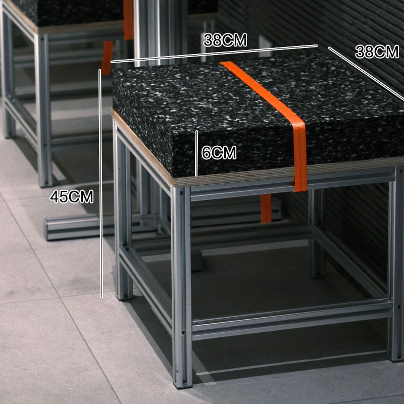 Sgabello stile G: 38*38*45 cm