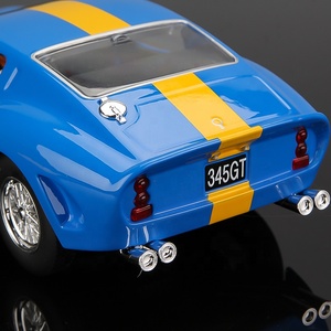 Bburago โมเดลรถ Ferrar1 250 GTO โมเดลรถจำลองของเล่นรถโมเดลรถแบบหล่อขึ้นรูปแบบสถิต - Product Image 5