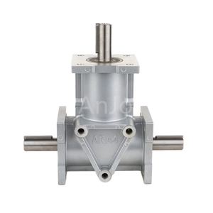 三四向输出农业机械减速器1 1 2比锥齿轮转向器单元箱反向螺旋ODM - Product Image 2