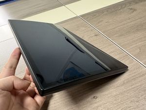13.3英寸安卓曲面屏幕汽车Dvd播放器路虎卫士中国版多媒体音频即插即用
