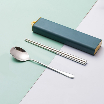Ensemble 2 pièces couleur naturelle : baguettes et cuillère + étui bleu