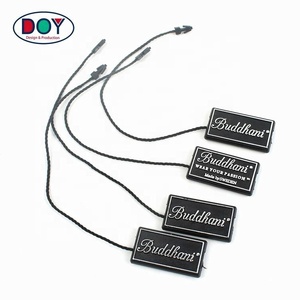 Etiquetas colgantes de plástico con logotipo en relieve de marca propia personalizada de alta calidad, etiqueta de reloj con cuerda de nailon - Product Image 2