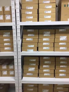 Orijinal SIMATIC DP PLC PAC & adanmış kontrolörleri 6ES7321-1BH50-4AA1 yepyeni orijinal nokta Plc programlama kontrolörü