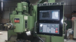 Fanuc CNCシステムCNC 4軸コントローラーとしてATC + PLCを備えた4軸CNCフライスコントローラー - Product Image 5