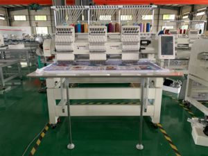 DDP 1200 RPM 12/15 aghi macchina da ricamo a 3 teste per cappuccio e abbigliamento comandato da Computer per cucire per ricami - Product Image 2