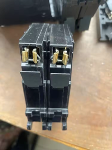 BH Mini Circuit Breaker Plug-in Type Mcb Distribution Board 1p 2p 10a 20a Ch Be=reakers - Product Image 5