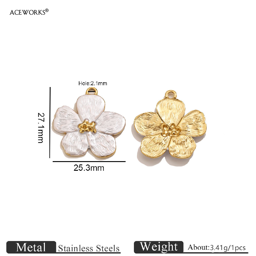 Colgante de flor en relieve de concha blanca