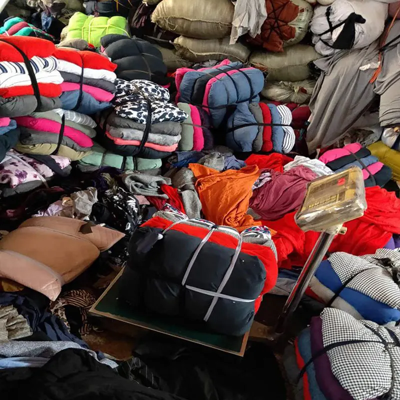 Secondhand quần áo kiện của hỗn hợp sử dụng quần áo kiện 100 kg cho bán