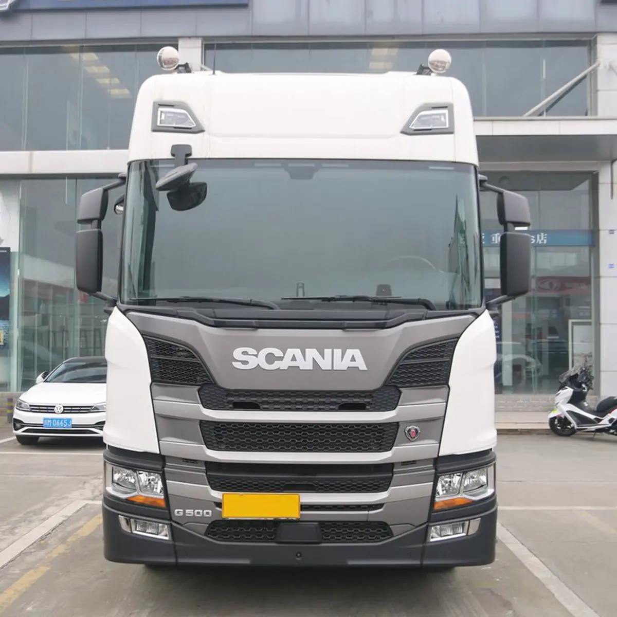 6x4 Precio de Venta usado en Dubai Scania para la venta CNG Potente cabeza de camión de bajo precio