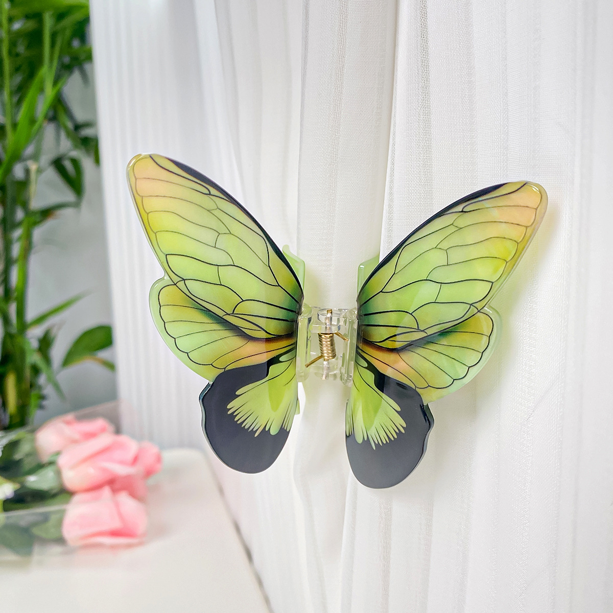 Papillon machaon vert 11 cm