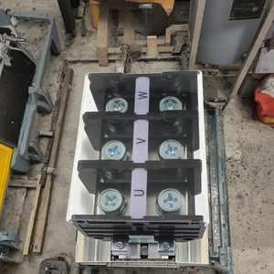 TR Series M3 660V 200A <strong>Fixed</strong> <strong>Terminal</strong> <strong>Blocks</strong> with Plate Screw <strong>Terminal</strong> <strong>Block</strong> for High Voltage Applications - Product Image 5