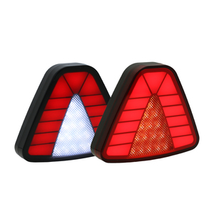 Araba 12V için kırmızı ters led ışık led park lambaları evrensel yanıp sönen arka fren lambası - Product Image 1