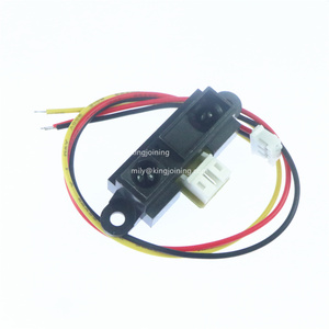Chips IC Componentes electrónicos de circuito integrado 2Y0A21 GP2Y0A21YK0F Sensor de medición de distancia de tipo de salida analógica - Product Image 3