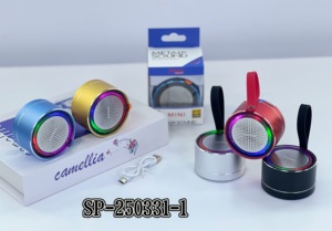 RGB便携式迷你无线圆形扬声器金属外壳蓝牙扬声器强力音响系统TWS立体声配对调频收音机扬声器 - Product Image 5