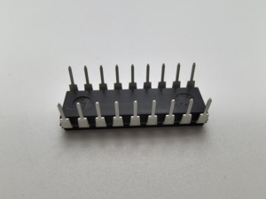 ICs PIC16F628A-I/P circuiti integrati microcontrollore componente elettronico Singlechip IC MCU 8BIT 3.5KB FLASH 18DIP FPGA - Product Image 2