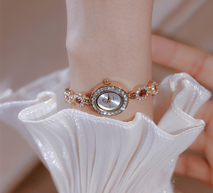 All'ingrosso orologio da donna con diamanti di cristallo di moda orologi da polso da donna impermeabile al quarzo da donna