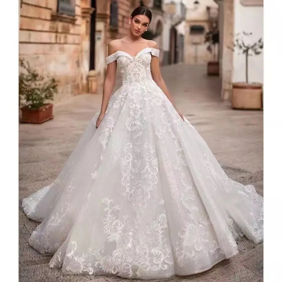 Nuovo 2023 all'ingrosso personalizzato plus size eleganti abiti da sposa economici made in china abito vintage africano per la festa di nozze delle donne